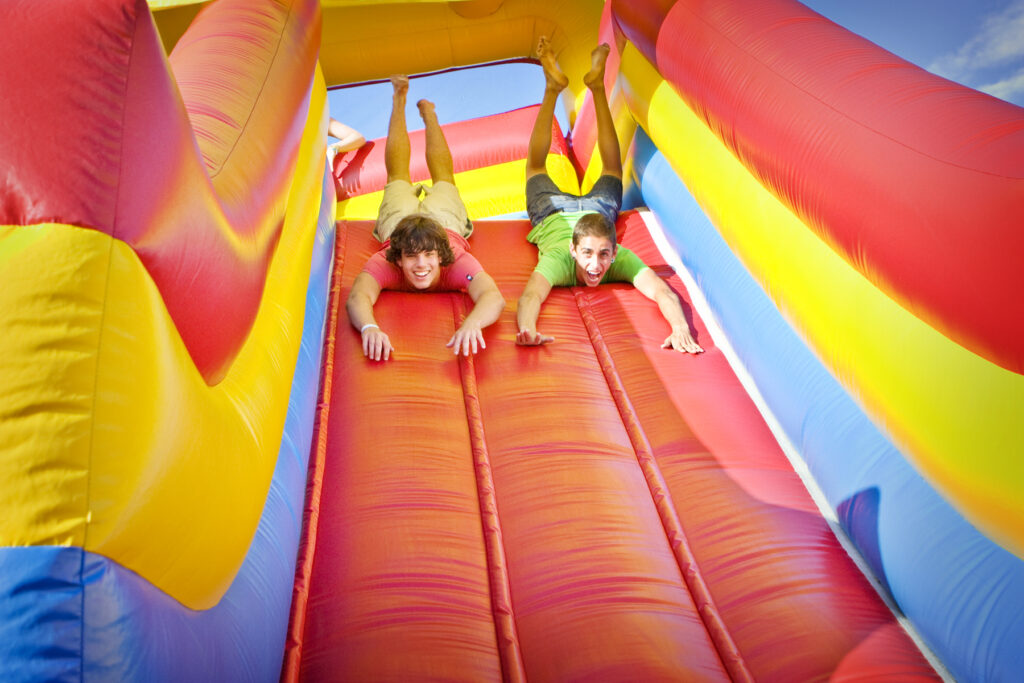 Algemene voorwaarden voor het huren springkastelen van The Fun Team in Sinaai, Beveren, Lokeren, Sint-Niklaas, het Waasland en omstreken.